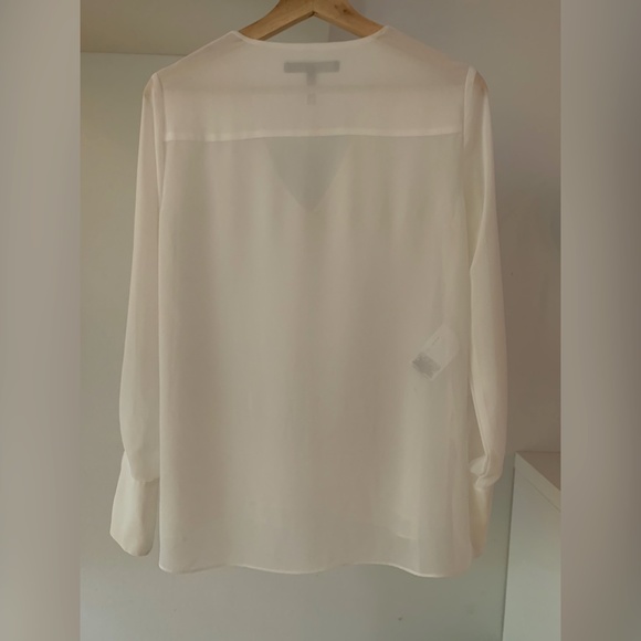 BCBGMaxAzria White V-Neck Long Sleeves Blouse - Picture 4 of 14